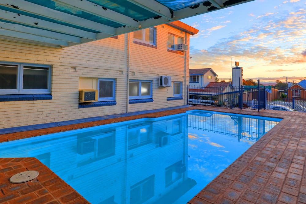 Cowra Motor Inn