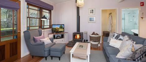 1 bedroom, premium bedding, free minibar items, iron/ironing board