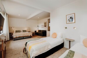Wifi gratis y ropa de cama 