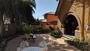 EntrĂ©e de lâhĂ©bergement