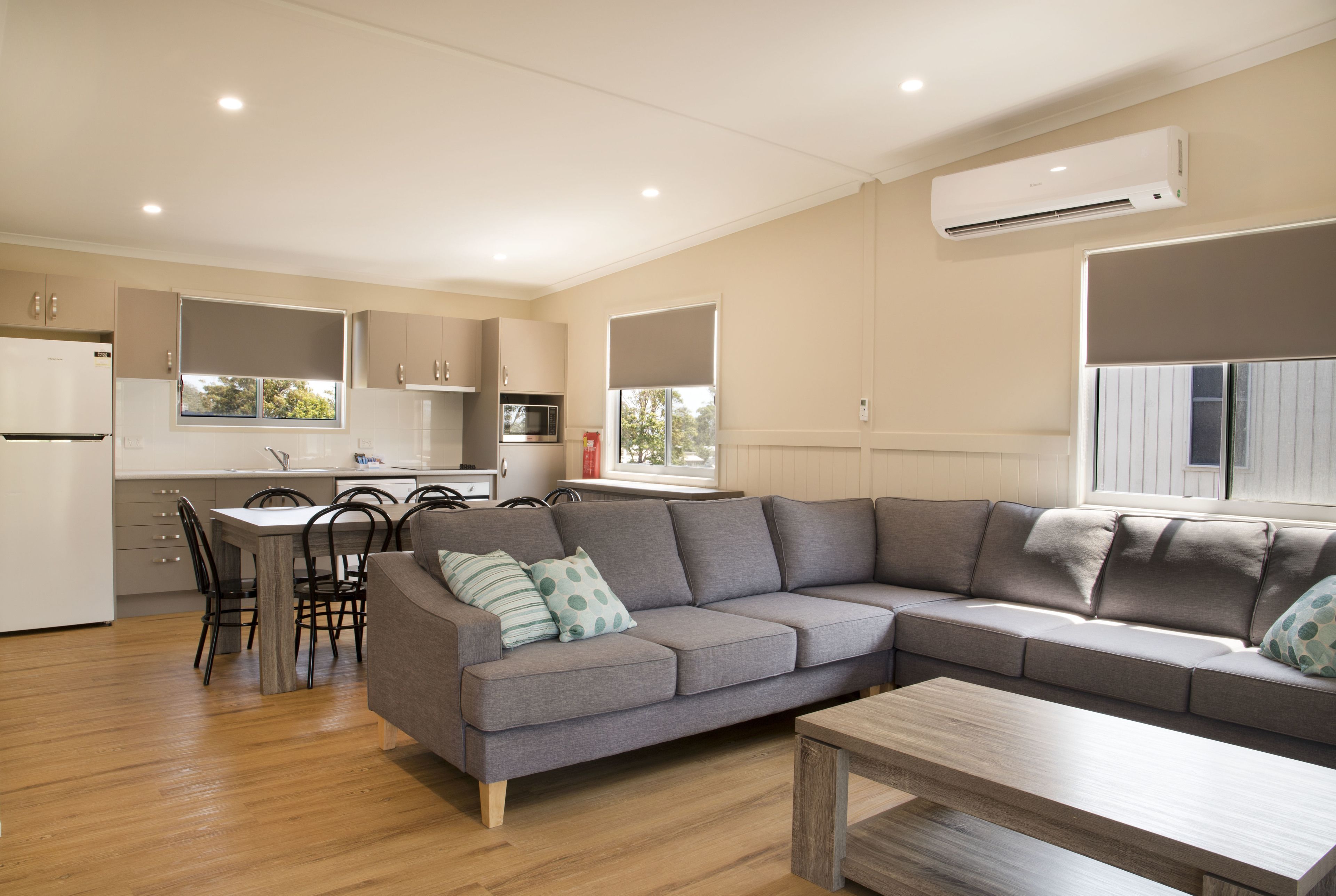 Deluxe-huvila, 4 makuuhuonetta | Oleskelualue | Televisio