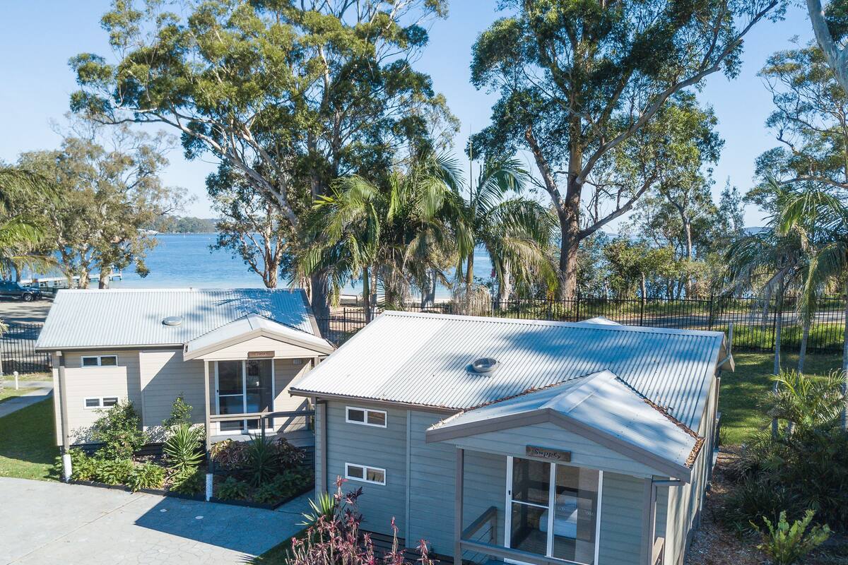2 Bedroom Standard | Beach/ocean view