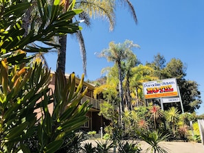Fachada de la propiedad