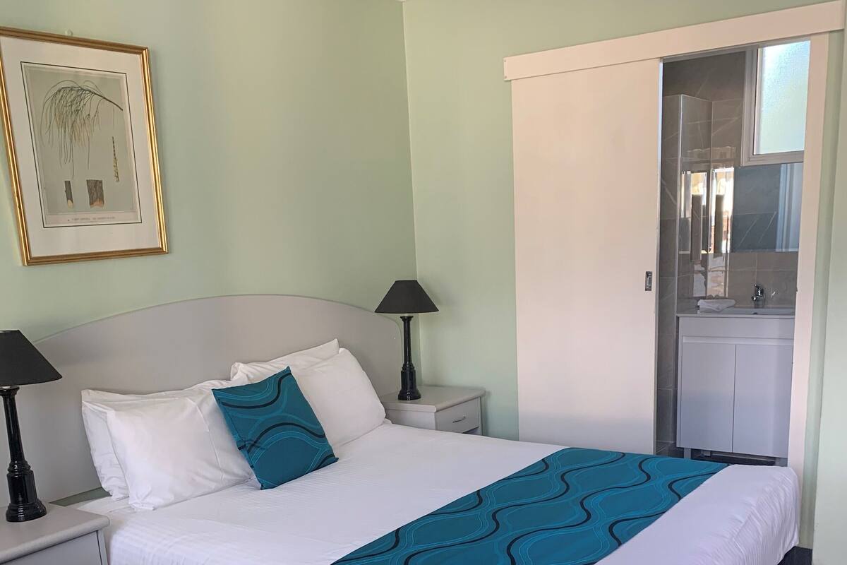 Kamar Standar, Bebas Asap Rokok (Standard Queen Room) | Minibar, meja kerja, kedap suara, dan setrika/meja setrika