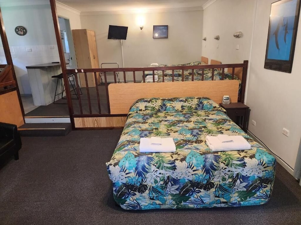 Lake Forbes Motel by null