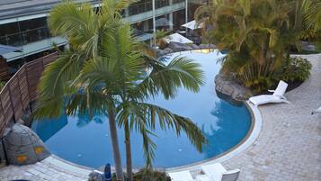 Outdoor pool, free cabanas, pool umbrellas