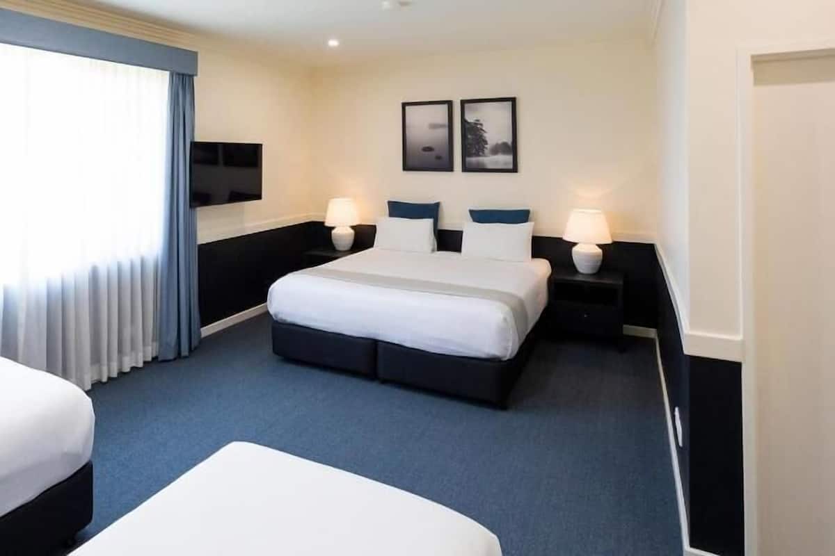 Minibar, individually furnished, desk, laptop workspace