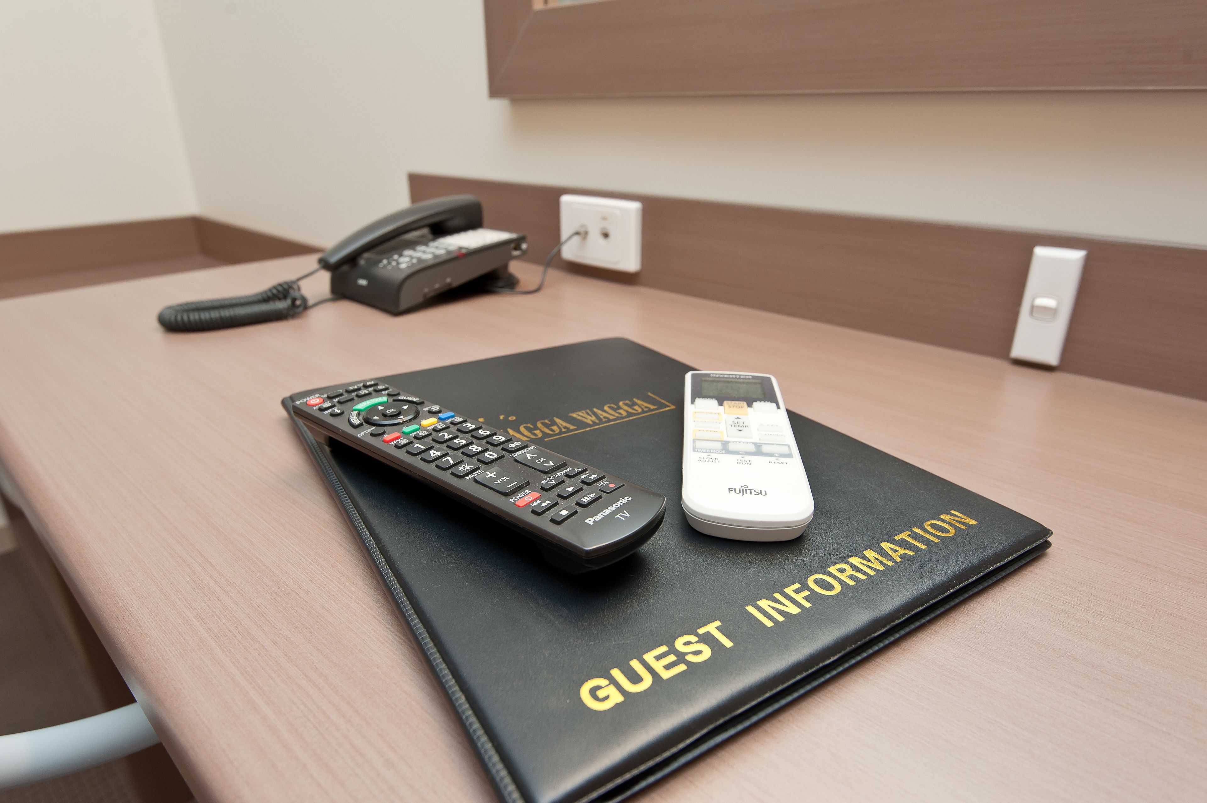 in-room business centre