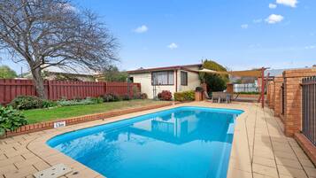 季節限定屋外プール