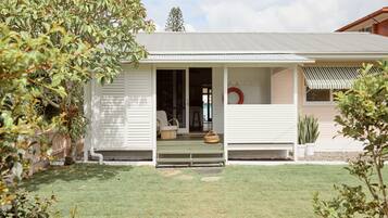 Bungalow, 3 Bedrooms | Terrace/patio