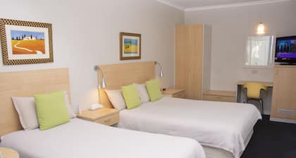 Nebula Motel Cooma