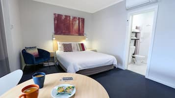Standard Double Room | 1 bedroom, premium bedding, pillow-top beds, desk
