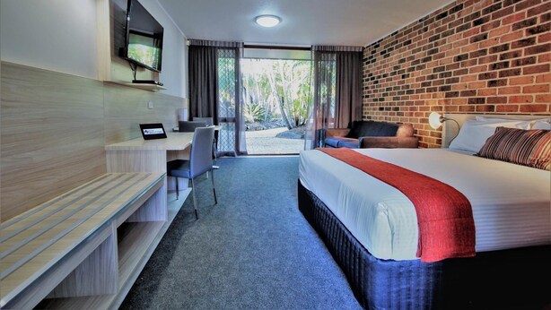 Kamar Double Standar