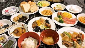 Dagelijks ontbijtbuffet (JPY 1800 per persoon)