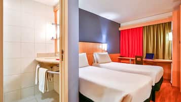 Minibar, in-room safe, desk, soundproofing