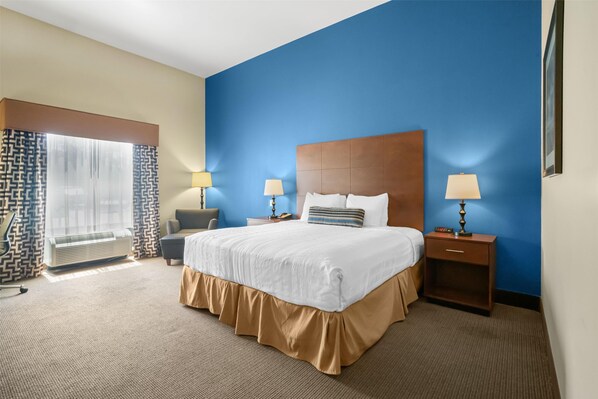 Standard Room, 1 King Bed, Accessible, Non Smoking