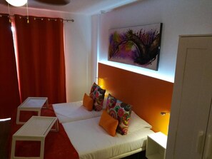 Una cassaforte in camera, una scrivania, Wi-Fi gratuito, lenzuola