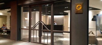 New California Hotel