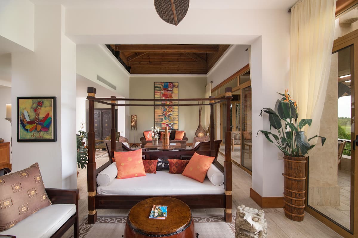 Luxury Apartment, 3 Bedrooms - Welcome Continental Breakfast Kit at arrival | Wohnzimmer