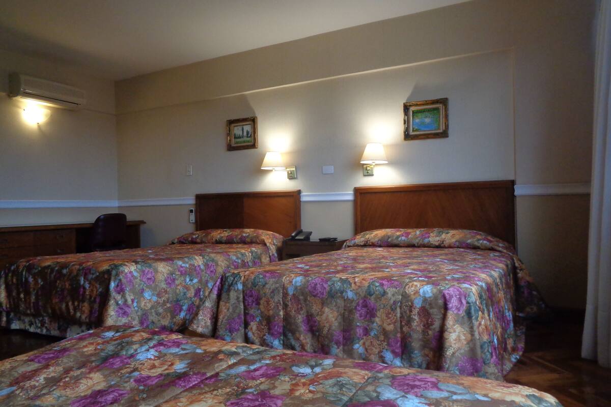 1 bedroom, premium bedding, pillow-top beds, minibar