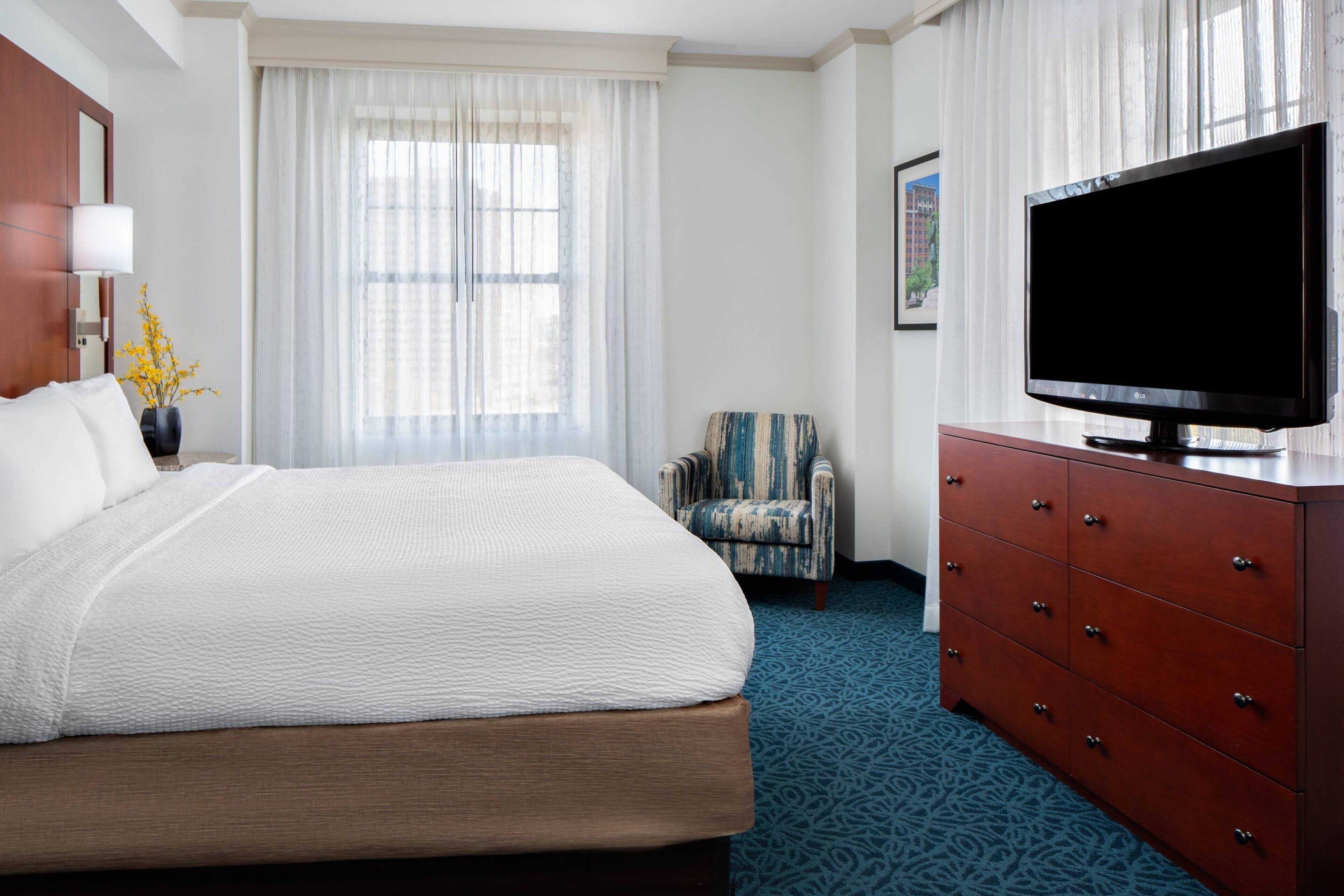 In-room safe, desk, laptop workspace, blackout curtains