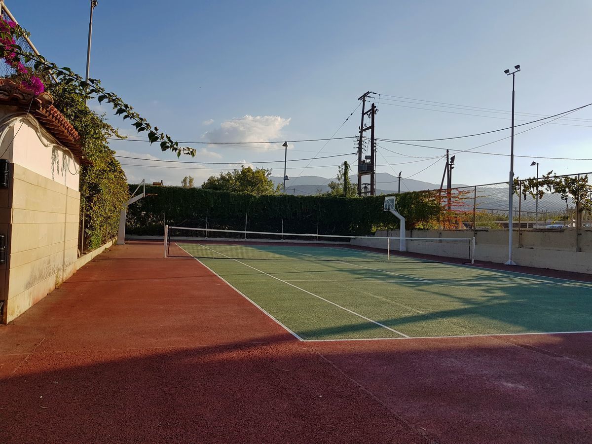 tennis court