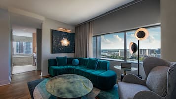 TV connectée, Netflix, films à la carte, enceintes connectées