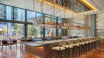 2 bares o lounges, lounge en el lobby, bar de cocteles