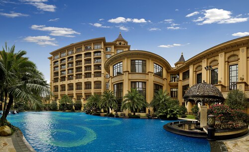 Chateau Star River Guangzhou Peninsula