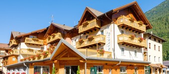 Albergo Dimaro Wellness & Family Hotel