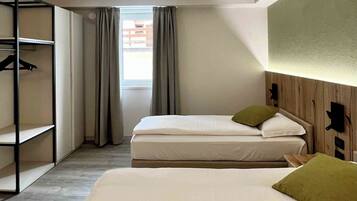 1 Schlafzimmer, Zimmersafe, Schreibtisch, kostenloses WLAN