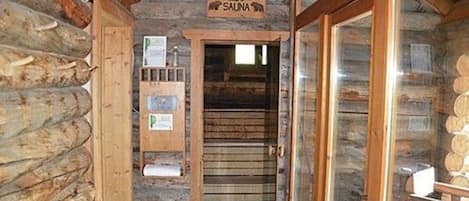 Un sauna, una bañera de hidromasaje, baño turco, tratamientos corporales