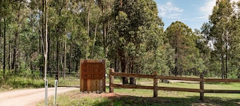 Hunter Hideaway Cottages