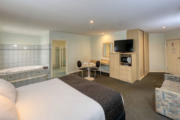 Honeymoon Room, Non Smoking, Jetted Tub (VIP/Honeymoon Suite)