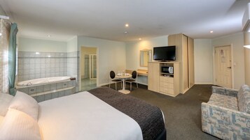 Honeymoon Room, Non Smoking, Jetted Tub (VIP/Honeymoon Suite)