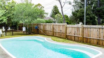 Alberca al aire libre por temporada