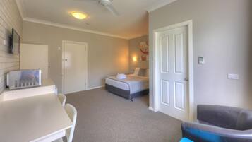 Escritorio y wifi gratis