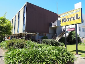 Façana frontal de l'allotjament