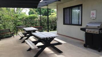 BBQ/picnic area