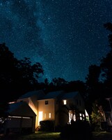 Luxury Townhouse, 3 Bedrooms | Individually furnished, bed sheets