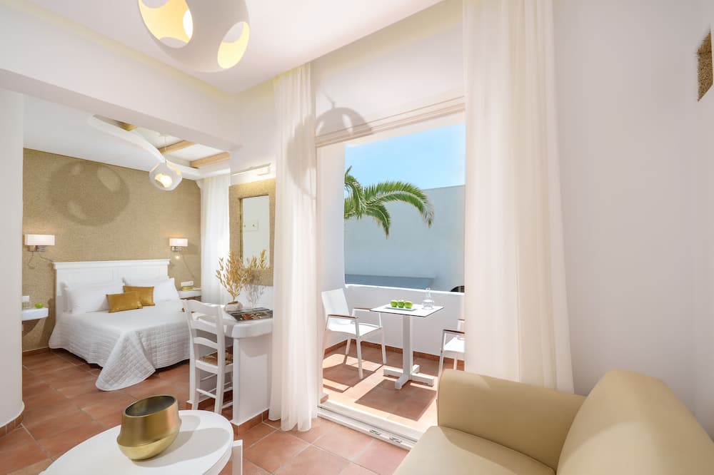 Adriani Hotel