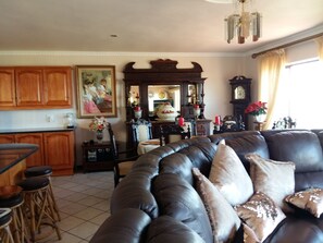 Deluxe Apartment, 3 Bedrooms, Sea View | Living area | Smart TV, DVD player - Bay View Guest Apartments (Knysna)