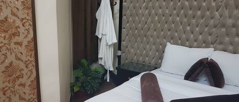 Deluxe-Einzelzimmer, 1 King-Bett, Nichtraucher, Stadtblick