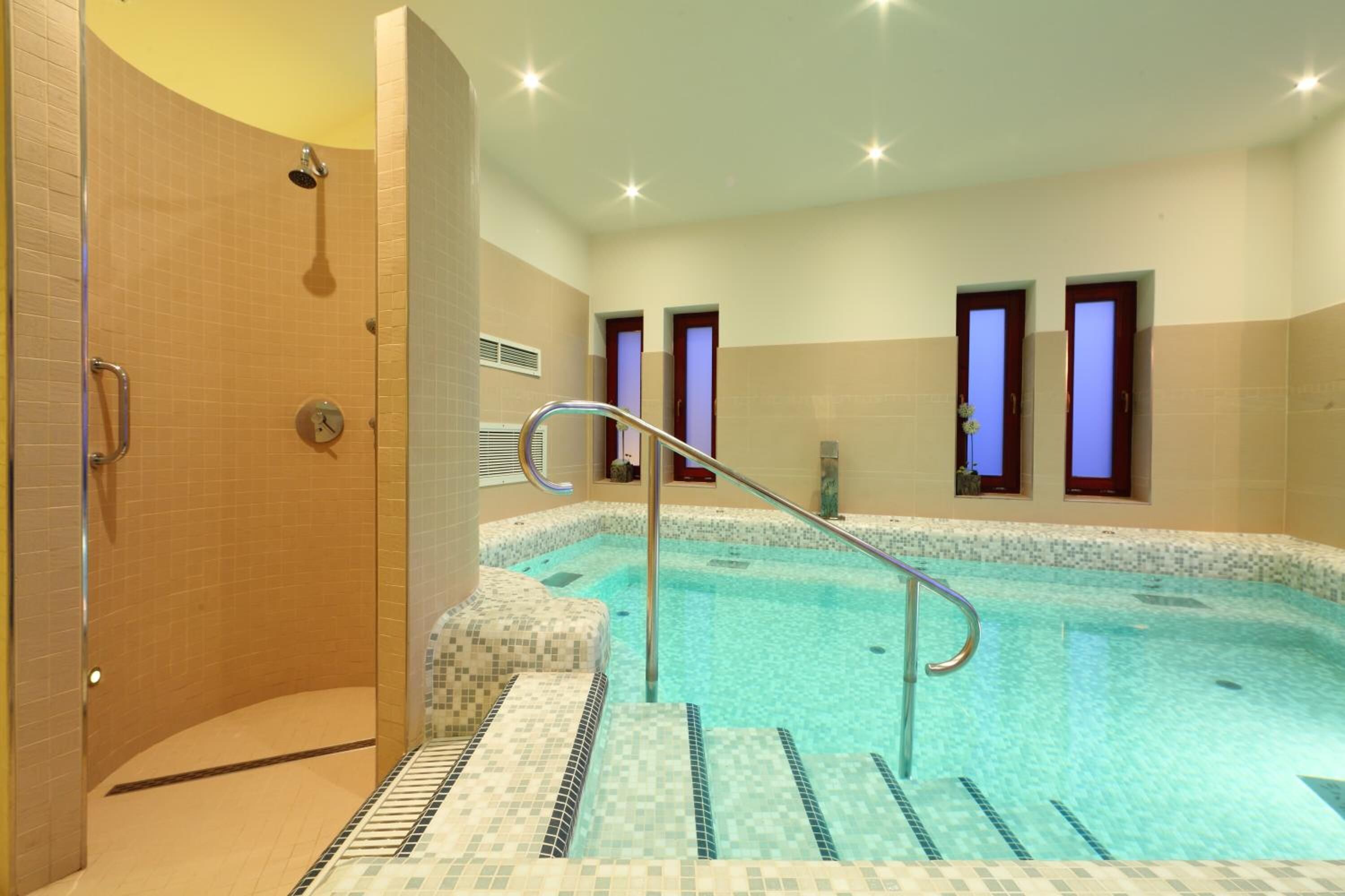 Sauna, tab panas, bilik wap 