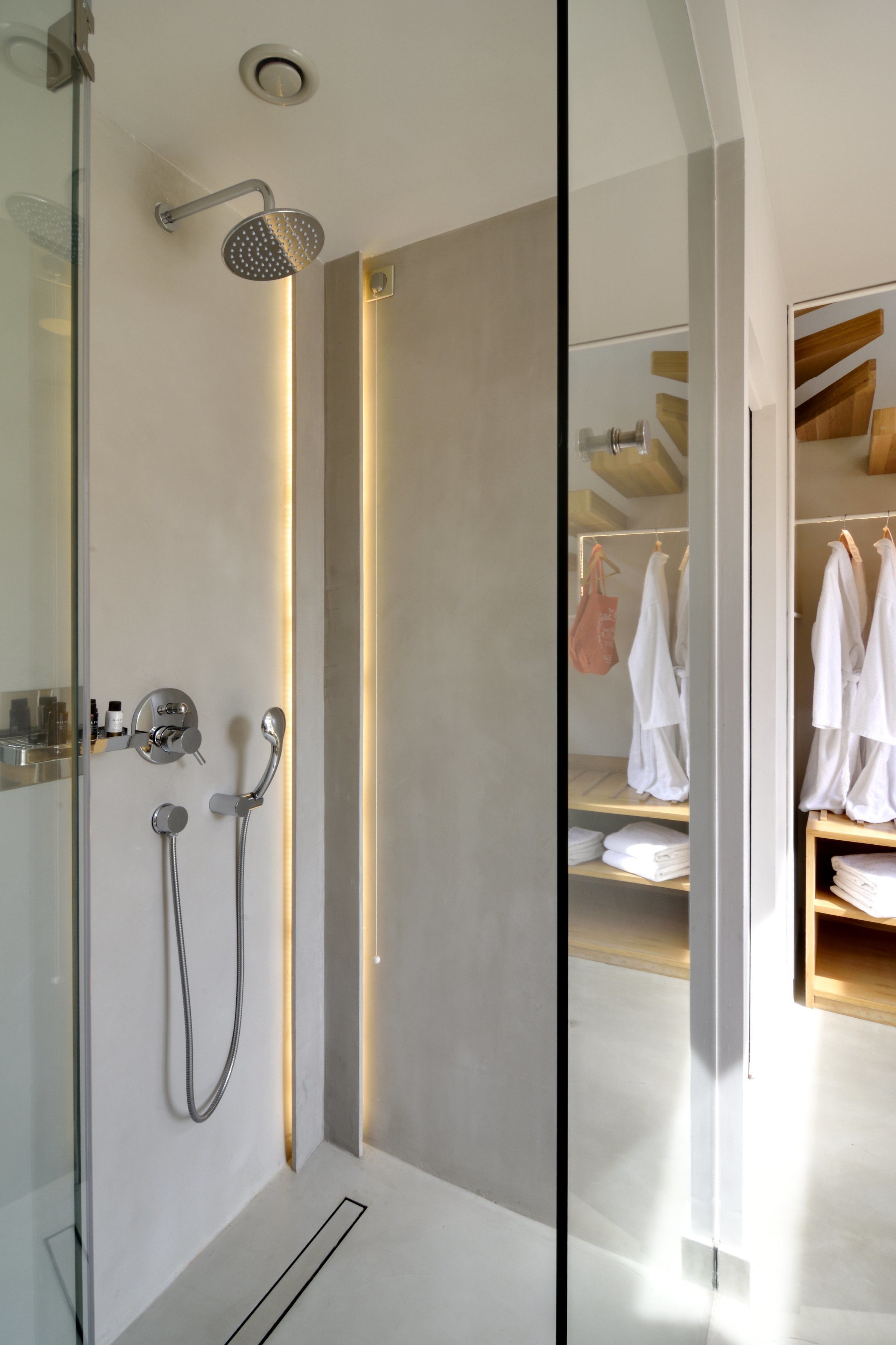 loft suite | bathroom | shower, eco-friendly toiletries, hair dryer, bathrobes