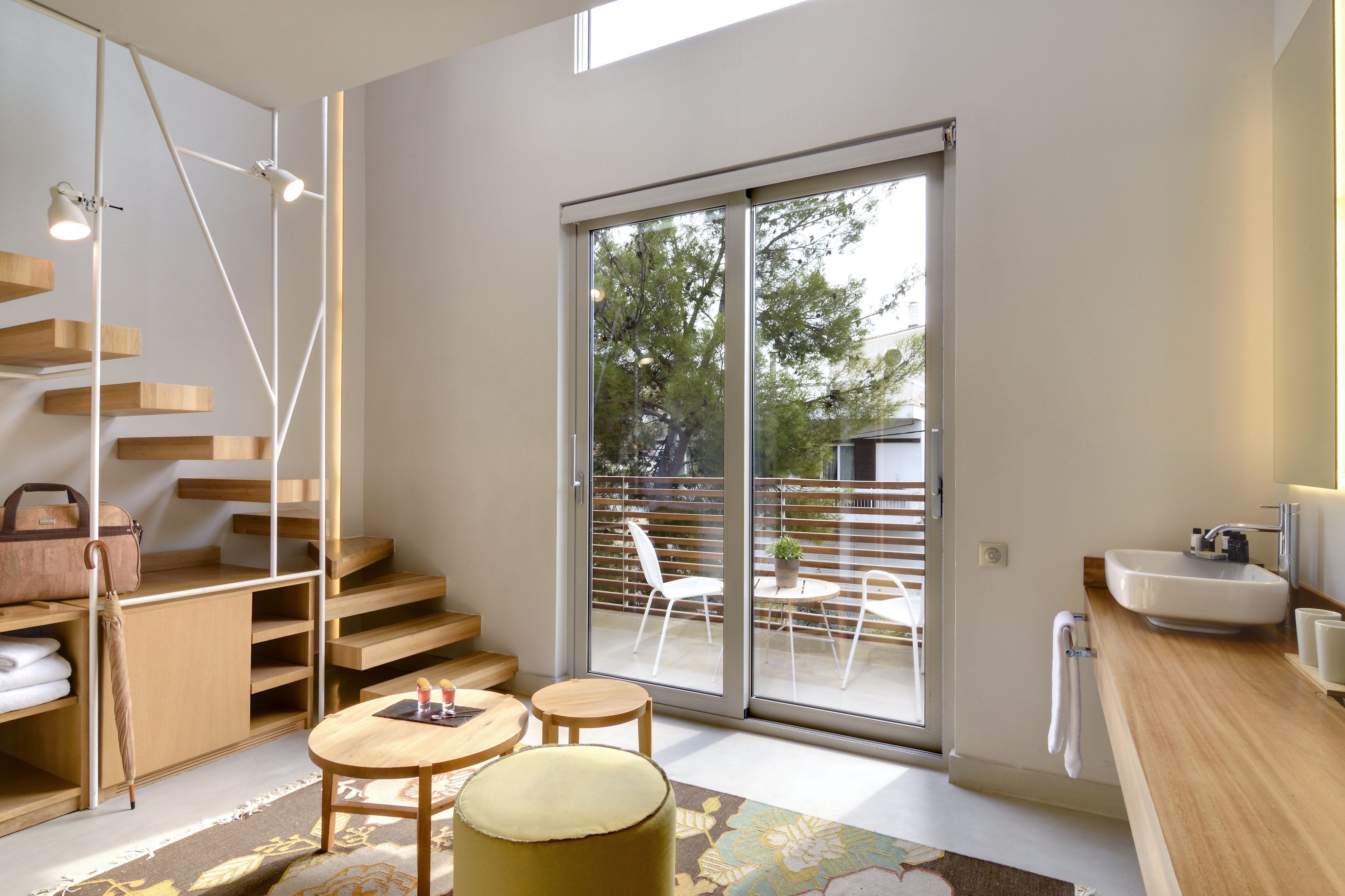 loft suite | premium bedding, pillow-top beds, minibar, in-room safe