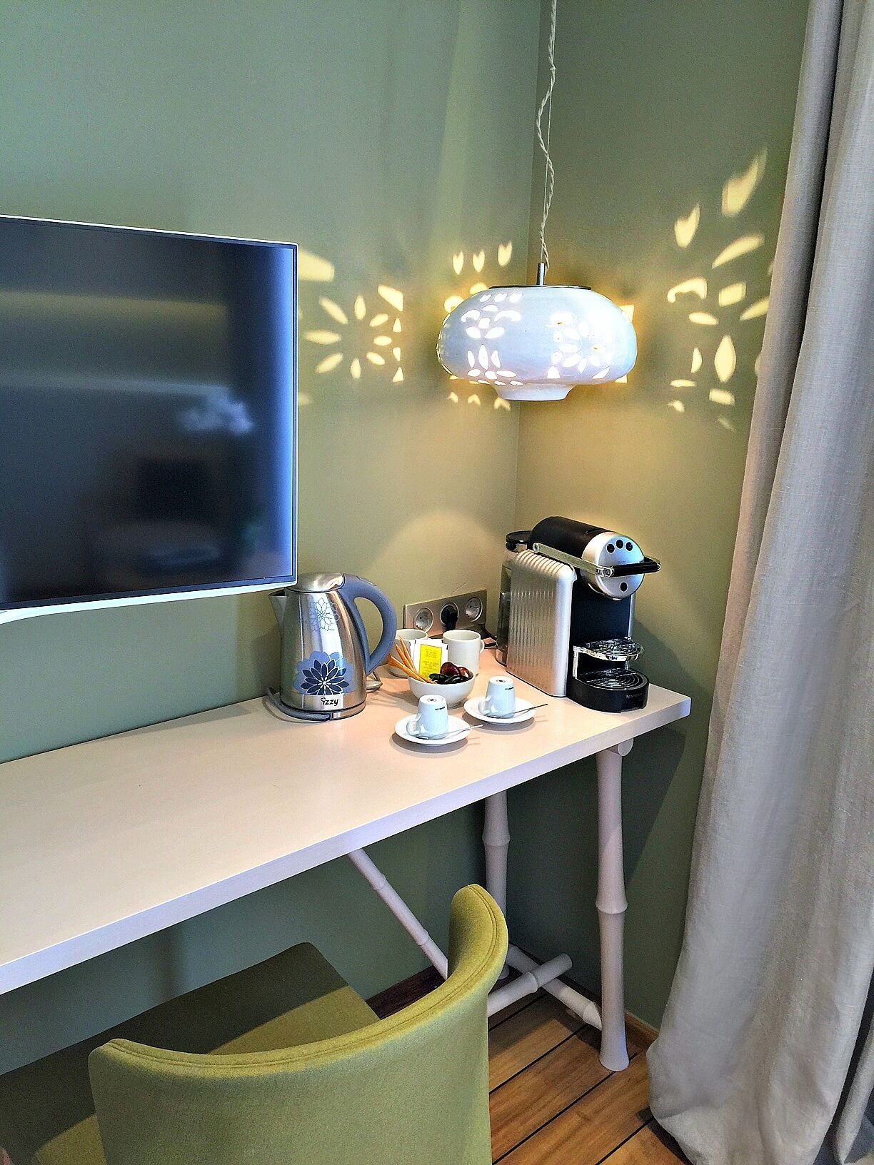 double suite | premium bedding, pillow-top beds, minibar, in-room safe