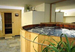 Bain à remous intérieur