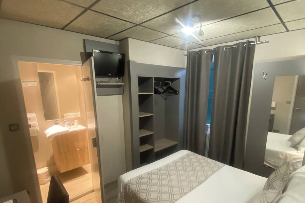 In-room safe, desk, blackout drapes, WiFi (free)