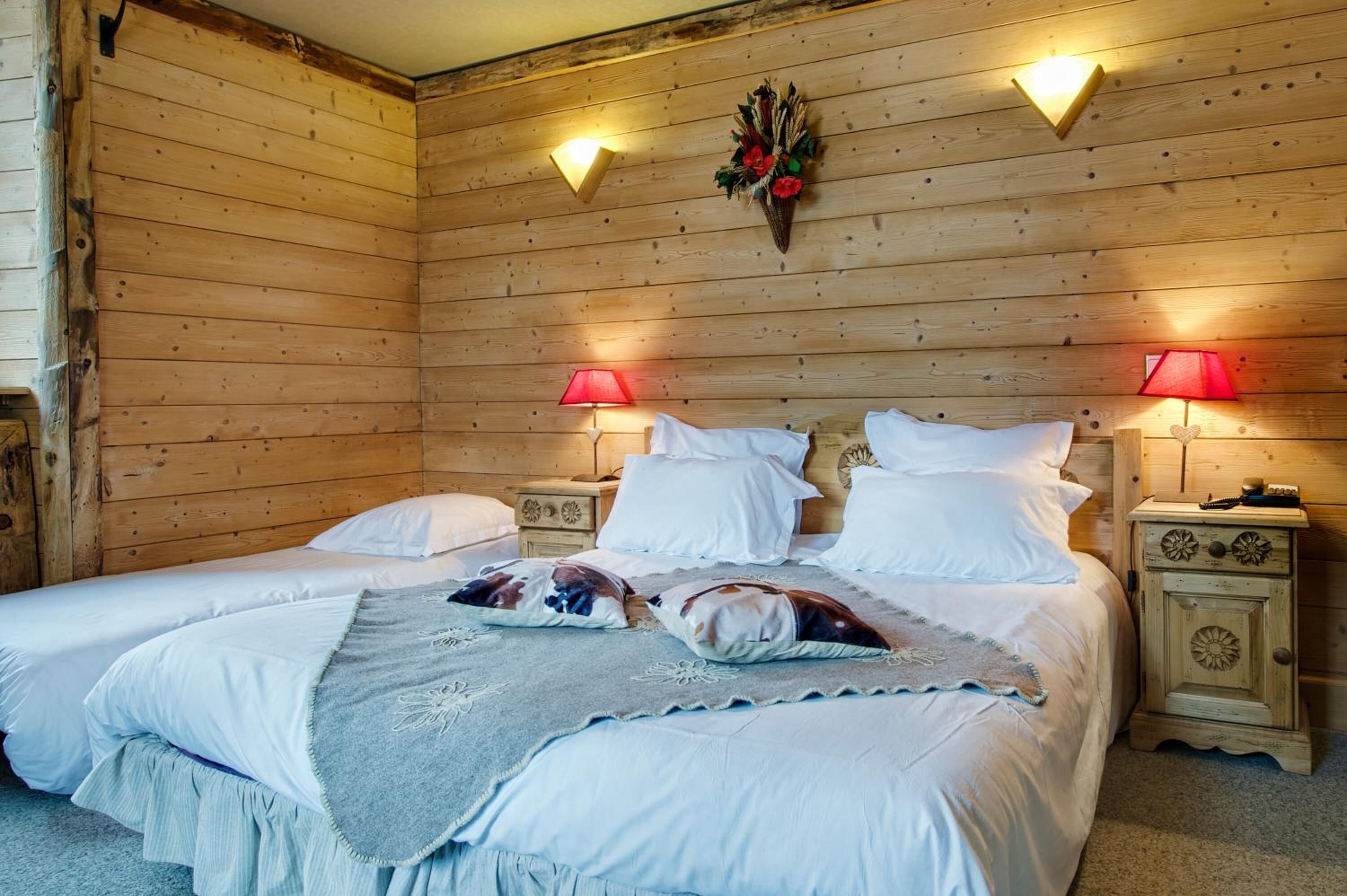 in-room safe, desk, free cots/infant beds, free wifi